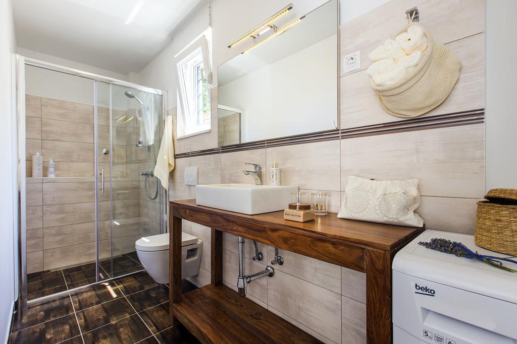 Holiday Home Vuko Sevid ภายนอก รูปภาพ